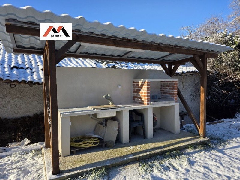 Продава ВИЛА, с. Люляк, област Стара Загора, снимка 7 - Вили - 53132537