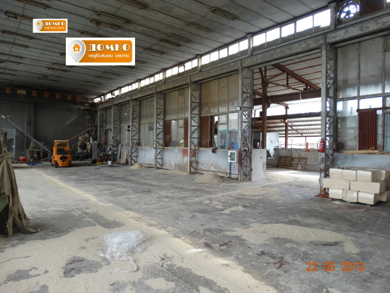 À venda  Construção industrial Pazardjik , Promichlena zona - Iztok , 680 m² | 35577949