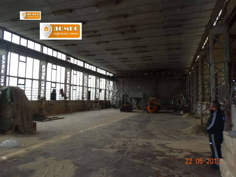 À venda  Construção industrial Pazardjik , Promichlena zona - Iztok , 680 m² | 35577949 - imagem [2]