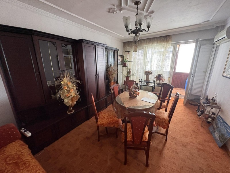 Продава 2-СТАЕН в град Шумен, Добруджански - 65 кв.м / 140 000 € » 273 816.20 лв., АДРЕС НЕДВИЖИМИ ИМОТИ - КАНТОРА ШУМЕН