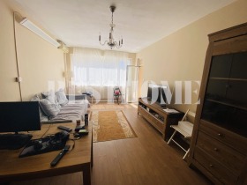 1 sypialnia Ljatno kino Trakija, Warna 6