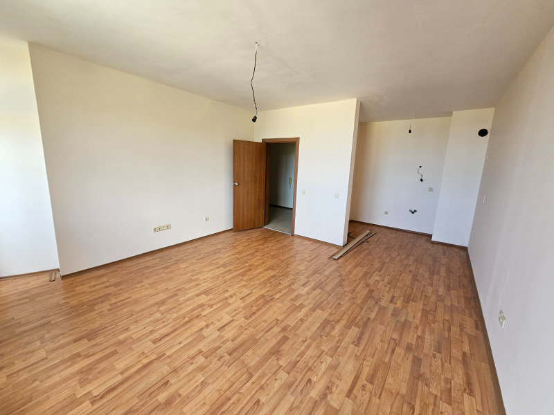 Zu verkaufen  1 Schlafzimmer Warna , k.k. Sw.Sw. Konstantin i Elena , 88 qm | 78983622 - Bild [2]