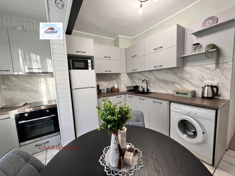 Te koop  1 slaapkamer Pazardzjik , Stavropol , 67 m² | 40514667