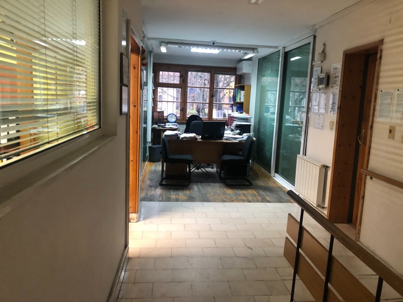 Продава МНОГОСТАЕН, гр. София, Лозенец, снимка 3 - Апартаменти - 53332762