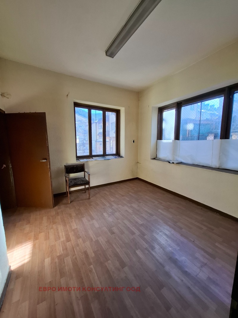 Продава КЪЩА, гр. Чепеларе, област Смолян