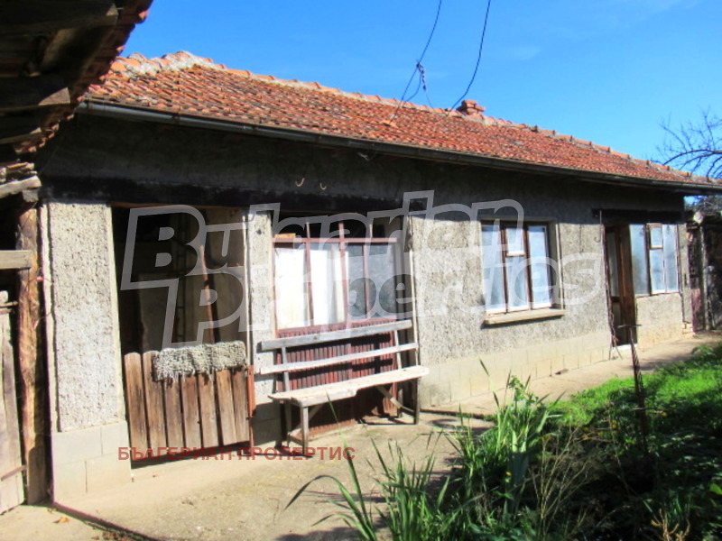 Продава КЪЩА, гр. Исперих, област Разград, снимка 5 - Къщи - 53510385