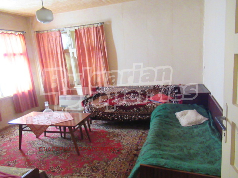 Продава КЪЩА, гр. Исперих, област Разград, снимка 7 - Къщи - 53510385