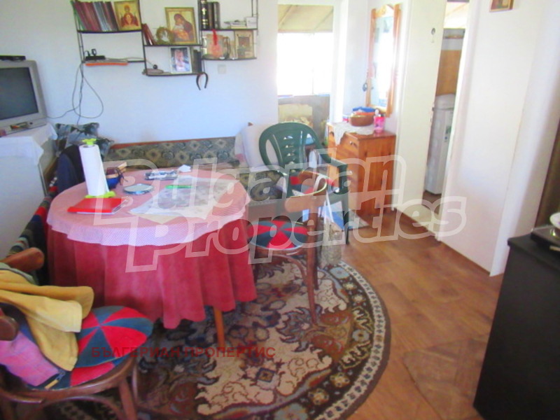 Продава КЪЩА, гр. Исперих, област Разград, снимка 4 - Къщи - 53510385