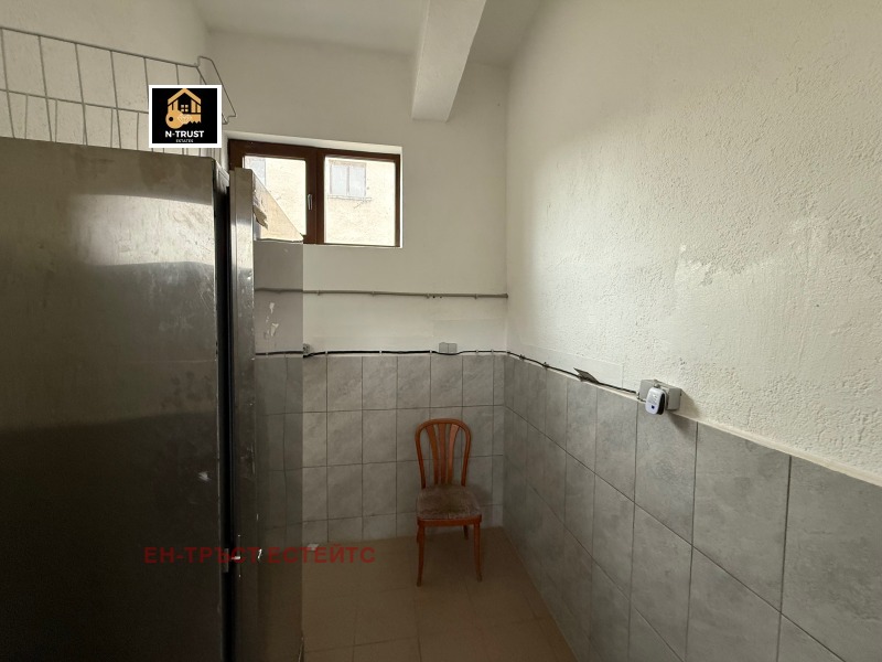 Продава ЗАВЕДЕНИЕ, с. Поибрене, област Пазарджик, снимка 10 - Заведения - 53519772