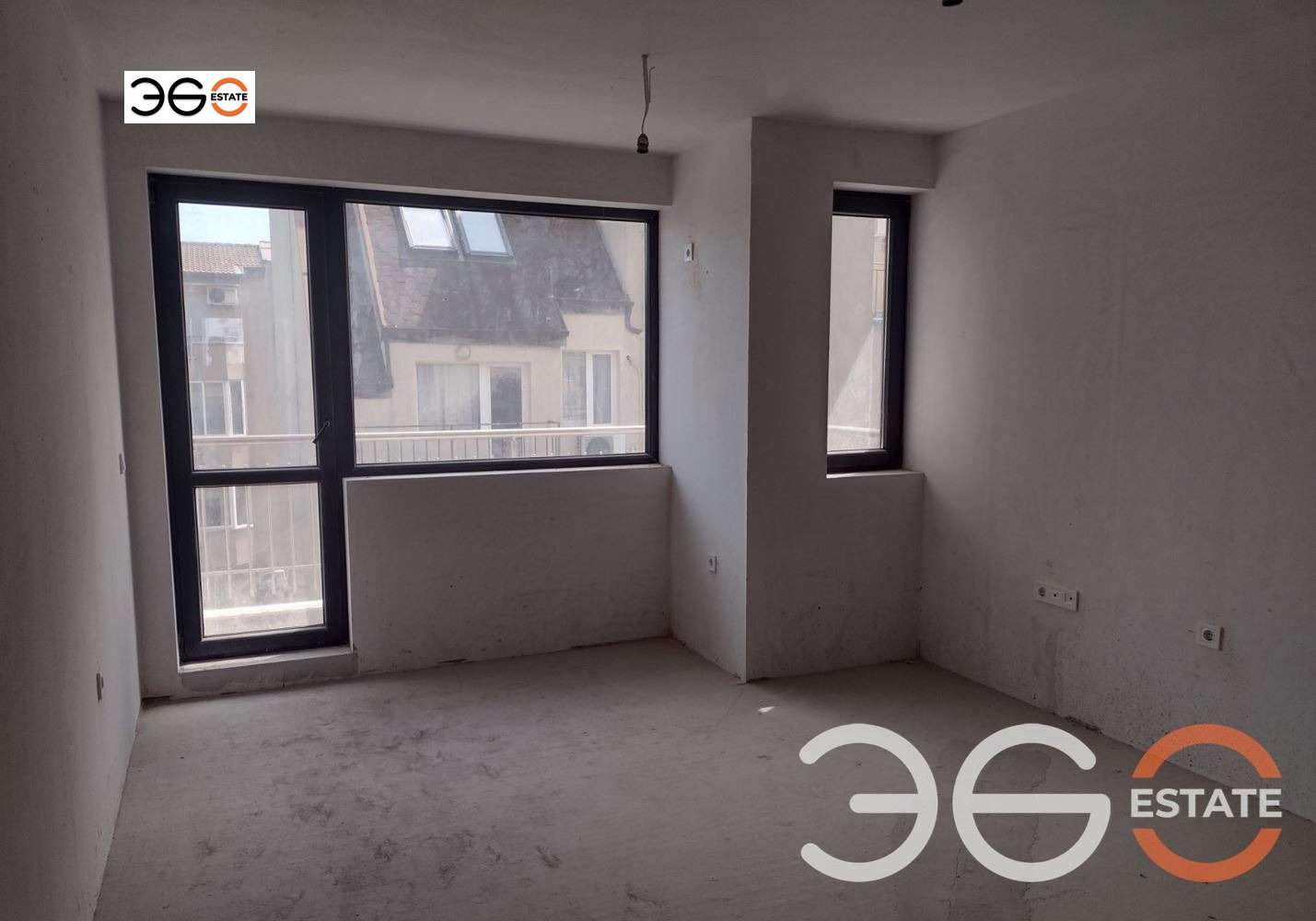 Продава 3-СТАЕН, гр. Варна, Център, снимка 2 - Апартаменти - 54050614