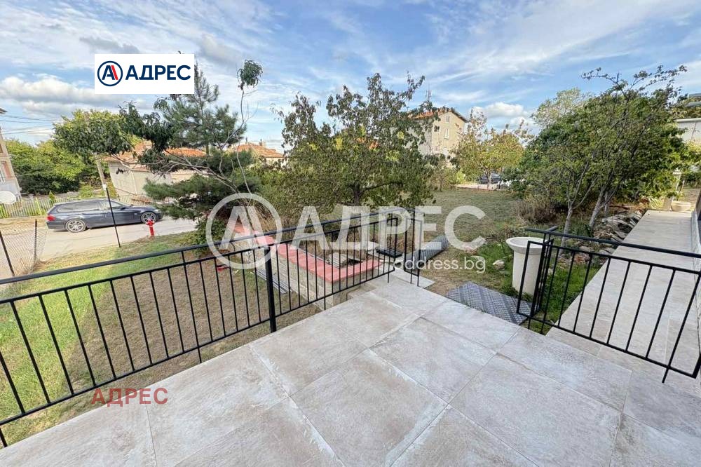 Продава МНОГОСТАЕН, гр. Варна, Галата, снимка 4 - Апартаменти - 53875757