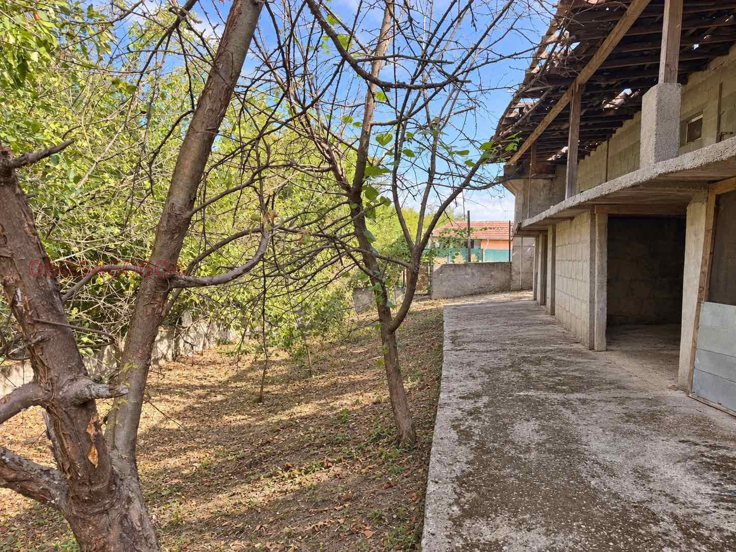 Продава КЪЩА, с. Ореховица, област Плевен, снимка 10 - Къщи - 56060558