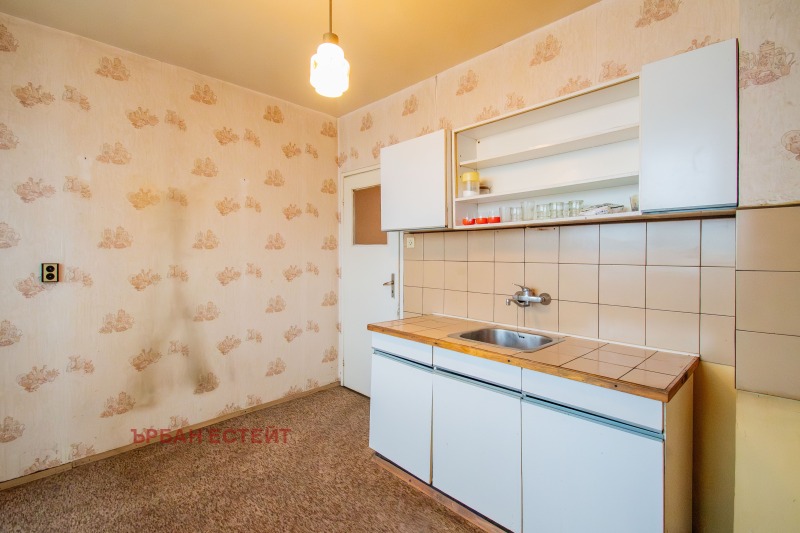 Продава 3-СТАЕН, гр. София, Люлин 6, снимка 4 - Апартаменти - 52403918