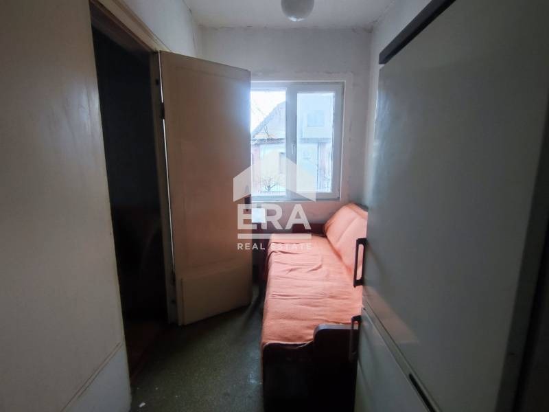 Продава КЪЩА, гр. Хасково, Воеводски, снимка 2 - Къщи - 53243425