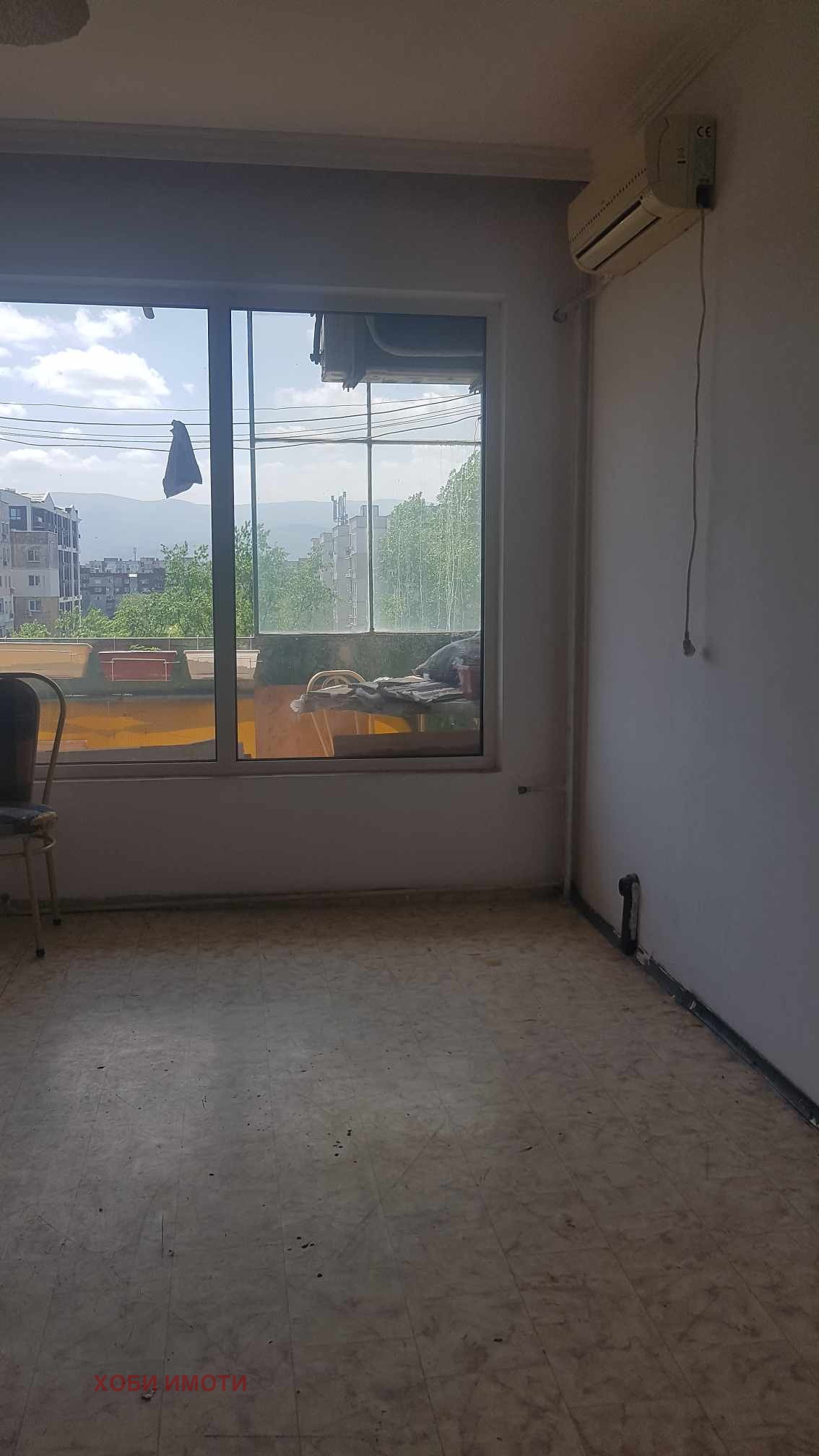 Продава 4-СТАЕН, гр. Пловдив, Тракия, снимка 2 - Апартаменти - 55097238