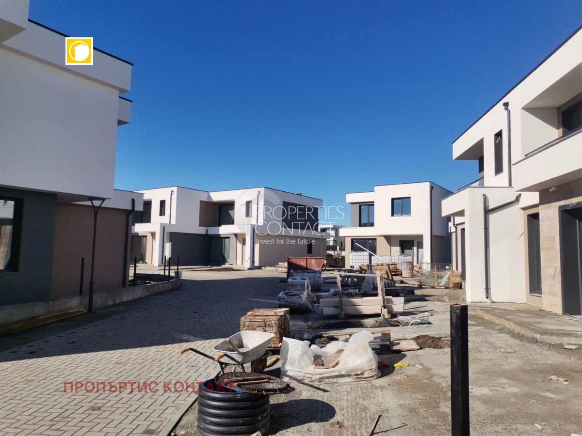 Продава КЪЩА, гр. Поморие, област Бургас, снимка 4 - Къщи - 53875281