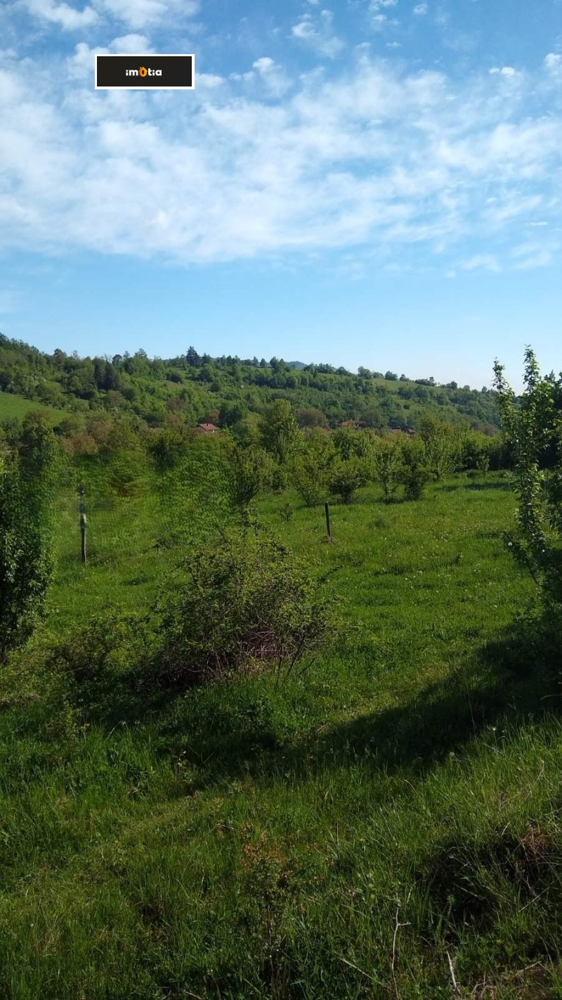 Продава ПАРЦЕЛ в област Ловеч, с. Горно трапе - 5920 кв.м / 22 500 € » 44 006.18 лв., ИМОТИА