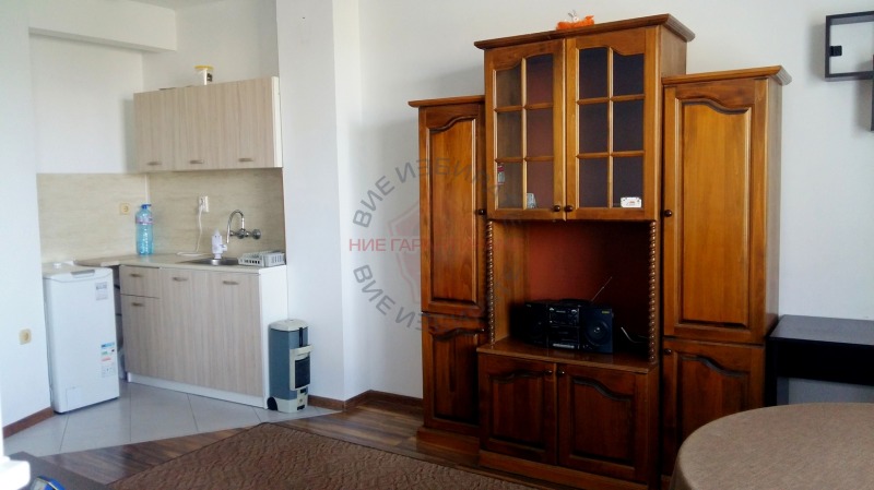 In vendita  1 camera da letto Varna , Kolhozen pazar , 40 mq | 88235486