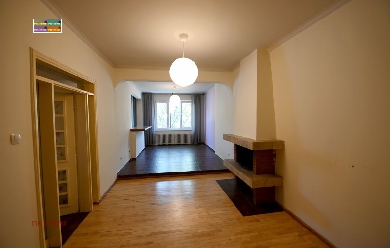 Te koop  2 slaapkamers Sofia , Meditsinska akademija , 89 m² | 51205098