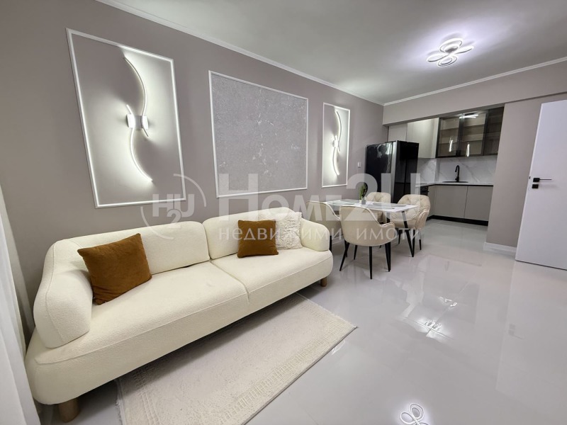 Продава 3-СТАЕН, гр. Варна, Лятно кино Тракия