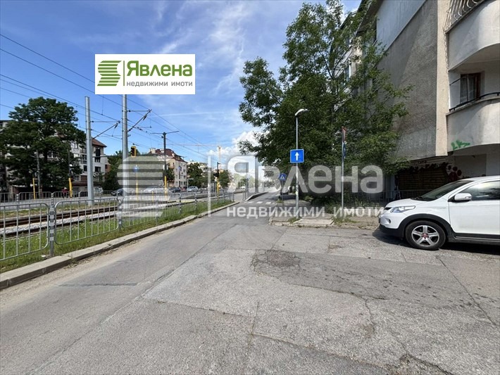 Продава  Офис, град София, Княжево •  241 278 EUR • ID 38106634 — holmes.bg - [1] 