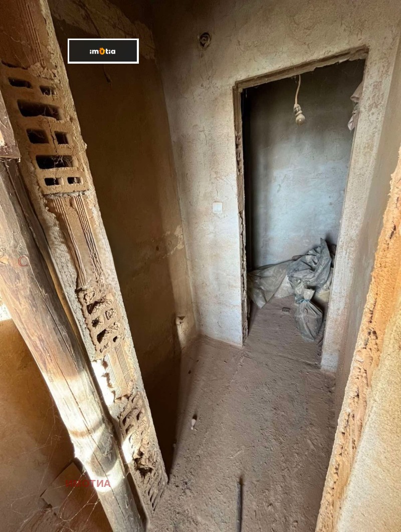 Продава КЪЩА, с. Орешак, област Ловеч, снимка 6 - Къщи - 52652626