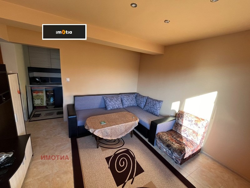 Продава КЪЩА, с. Орешак, област Ловеч, снимка 3 - Къщи - 52652626