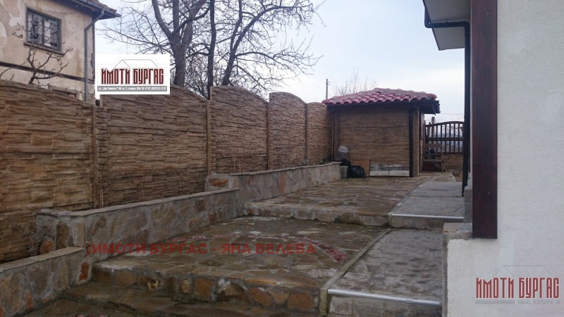 Продава КЪЩА, с. Стоилово, област Бургас, снимка 13 - Къщи - 53032105