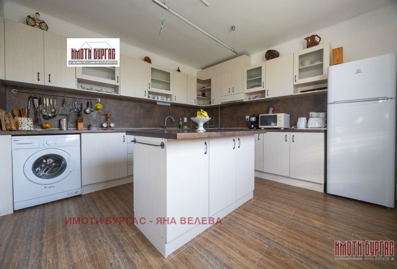 Продава КЪЩА, с. Стоилово, област Бургас, снимка 6 - Къщи - 53032105