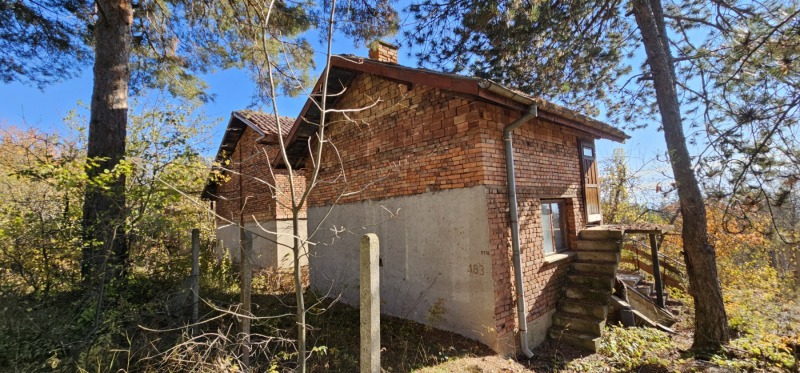 Продава ВИЛА в град София, гр. Нови Искър - 38 кв.м / 25 000 € » 48 895.75 лв., АРА ЕСТЕЙТ