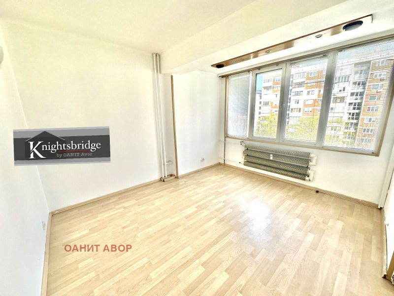 Til salgs  1 soverom Sofia , Zona B-19 , 46 kvm | 27408088