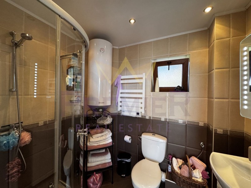 Продава КЪЩА, гр. Балчик, област Добрич, снимка 11 - Къщи - 52246035