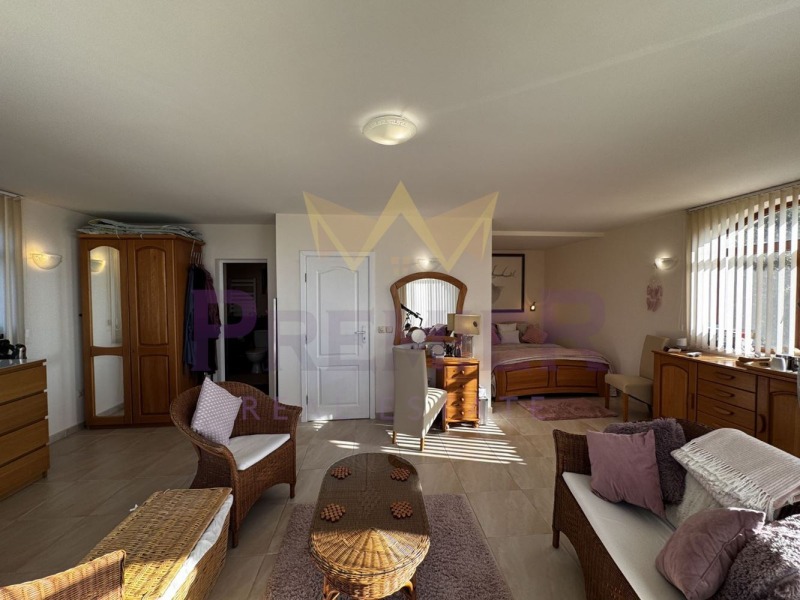 Продава КЪЩА, гр. Балчик, област Добрич, снимка 6 - Къщи - 52246035