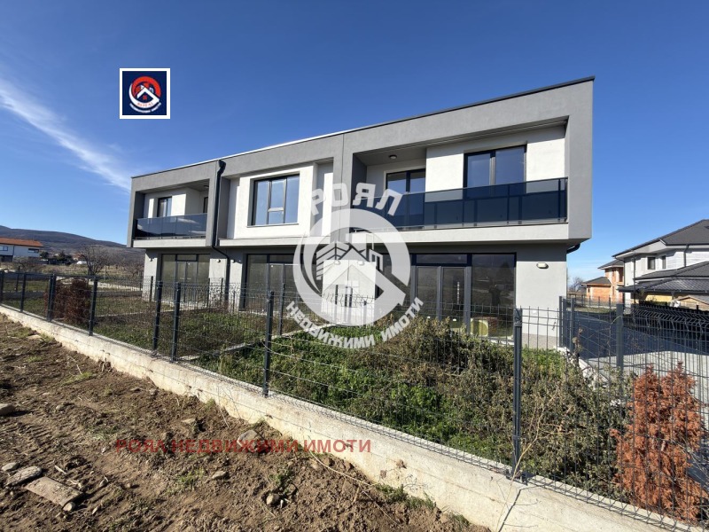 Продава КЪЩА, с. Първенец, област Пловдив, снимка 4 - Къщи - 53116380