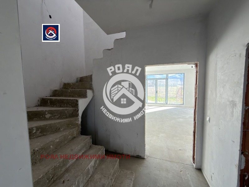 Продава КЪЩА, с. Първенец, област Пловдив, снимка 11 - Къщи - 53116380