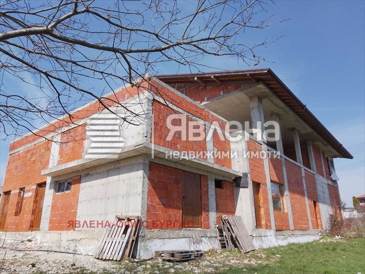 Продава БИЗНЕС ИМОТ, с. Велика, област Бургас