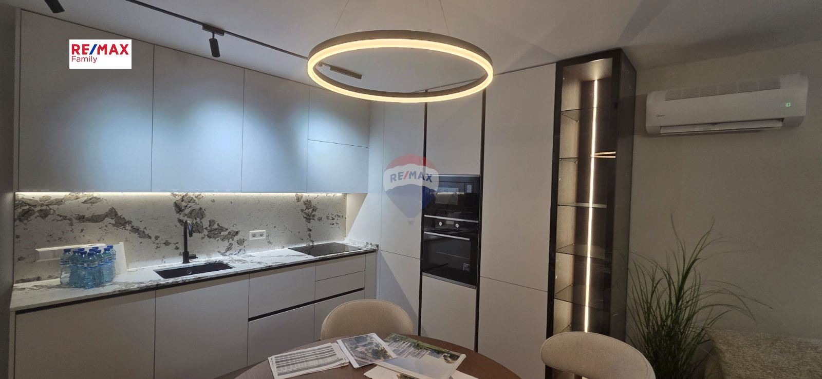 Продава 3-СТАЕН, гр. Варна, Център, снимка 6 - Апартаменти - 53950601