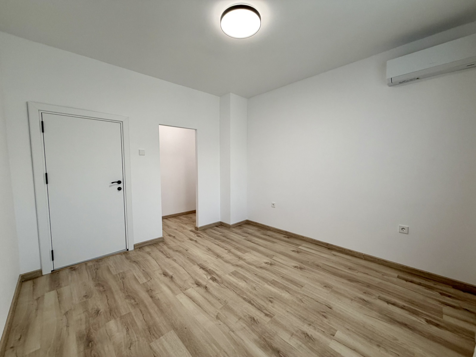 Продава 4-СТАЕН, гр. Варна, Чайка, снимка 14 - Апартаменти - 55887125