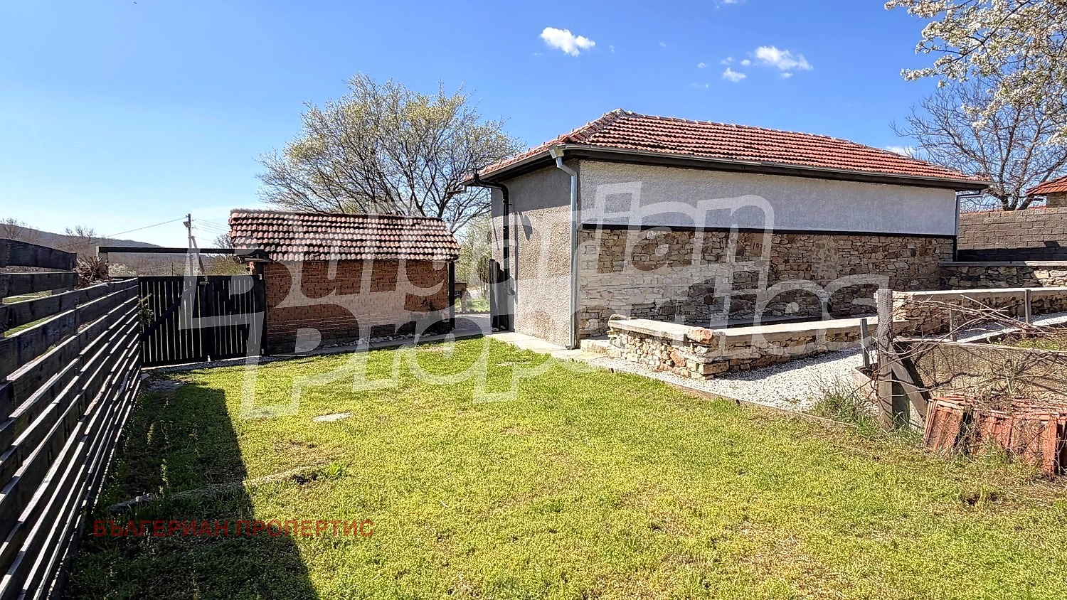 Продава КЪЩА, с. Малък дол, област Стара Загора, снимка 2 - Къщи - 54249369