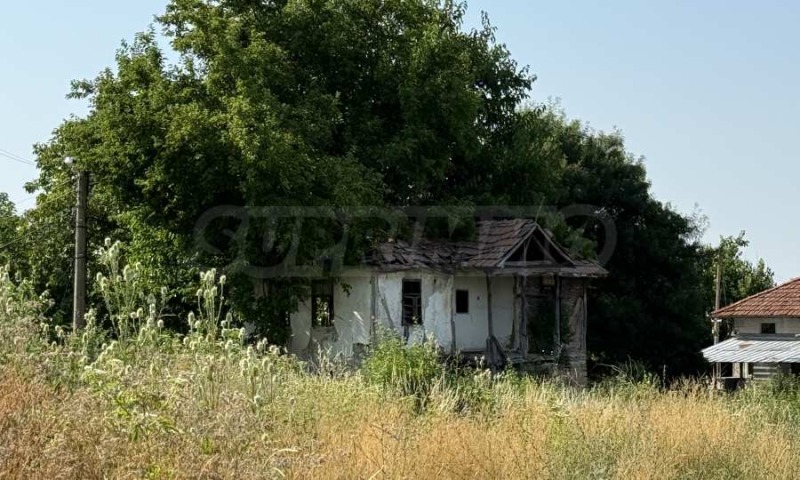 Продава КЪЩА в област Велико Търново, с. Ново село - 100 кв.м / 19 500 € » 38 138.69 лв., СУПРИММО ОФИСИ В СТРАНАТА