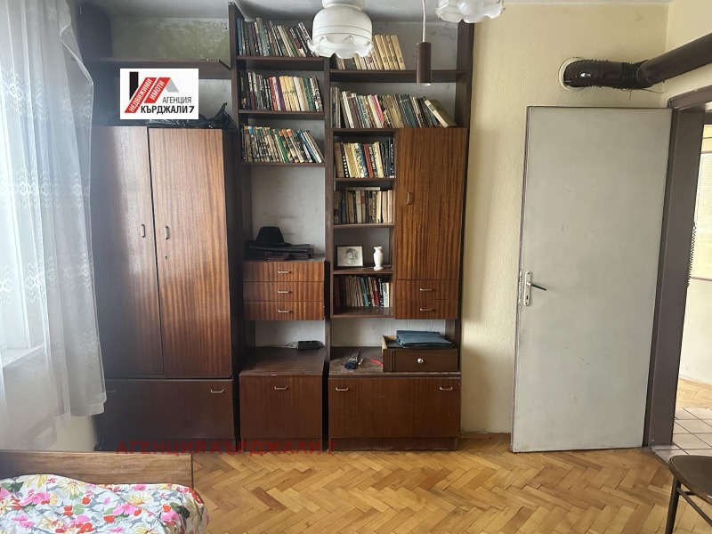 Продава 4-СТАЕН, гр. Кърджали, Център, снимка 5 - Апартаменти - 52639460