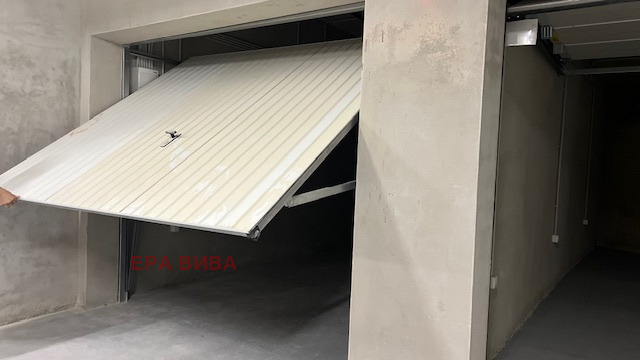 Продава ГАРАЖ, ПАРКОМЯСТО, гр. Варна, Чайка