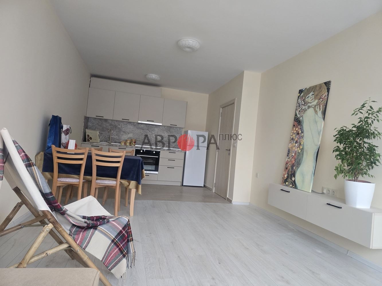 Продава 2-СТАЕН, гр. Поморие, област Бургас, снимка 2 - Апартаменти - 55300929