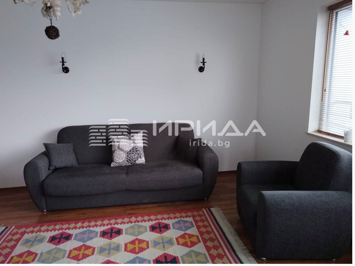 Продава 3-СТАЕН, гр. София, Света Троица