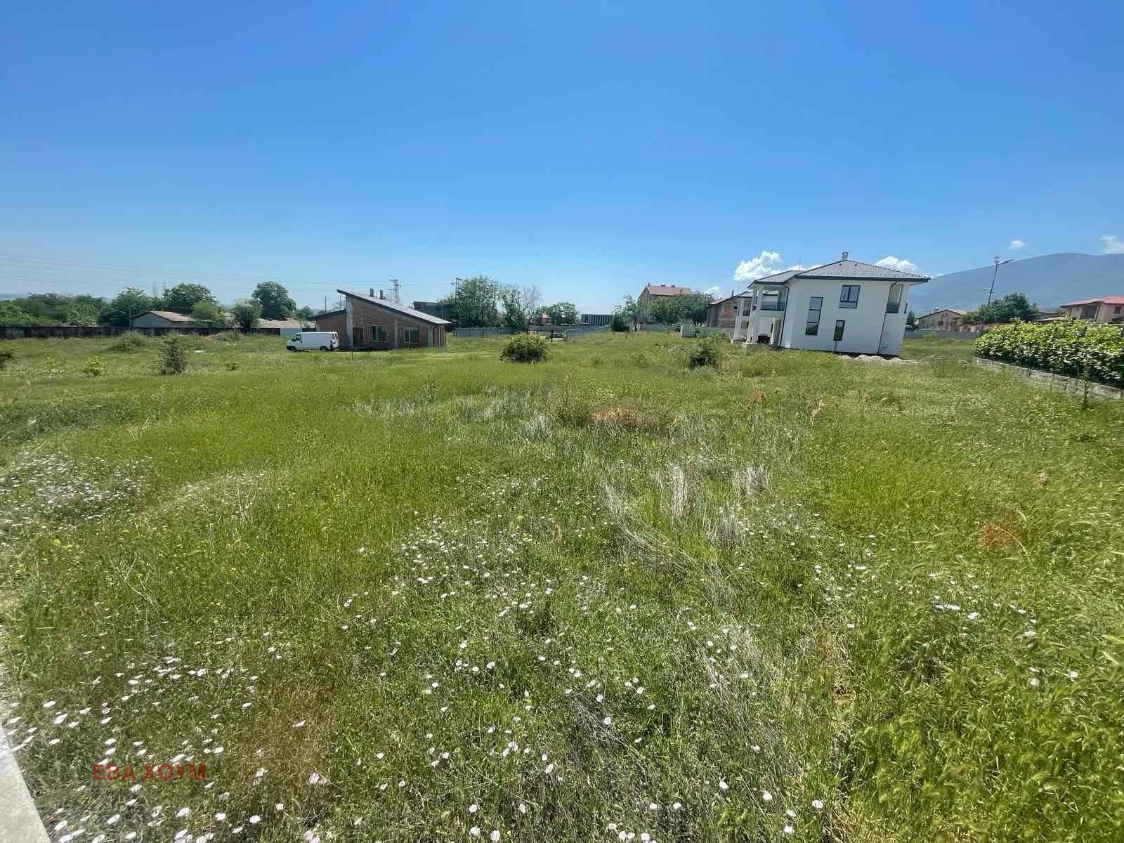 Продава ПАРЦЕЛ, с. Брестник, област Пловдив