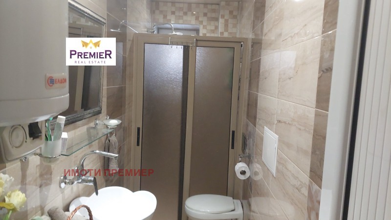 Продава МНОГОСТАЕН, гр. Бургас, Център, снимка 13 - Апартаменти - 53148342