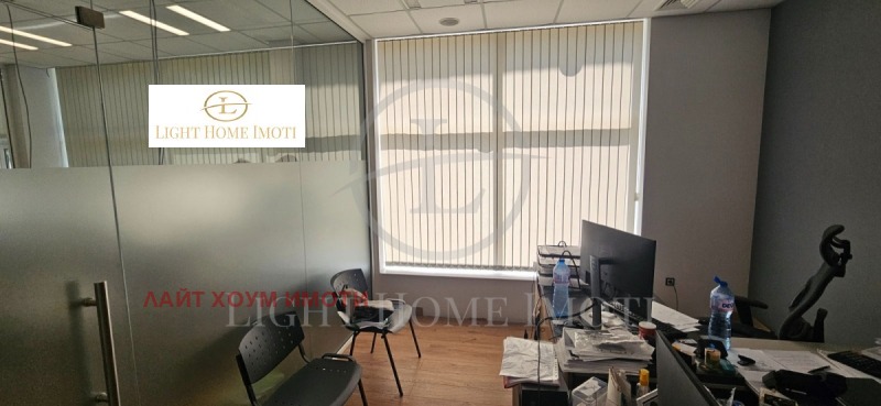 In vendita  Ufficio Plovdiv , Iugen , 96 mq | 11092529 - Immagine [2]