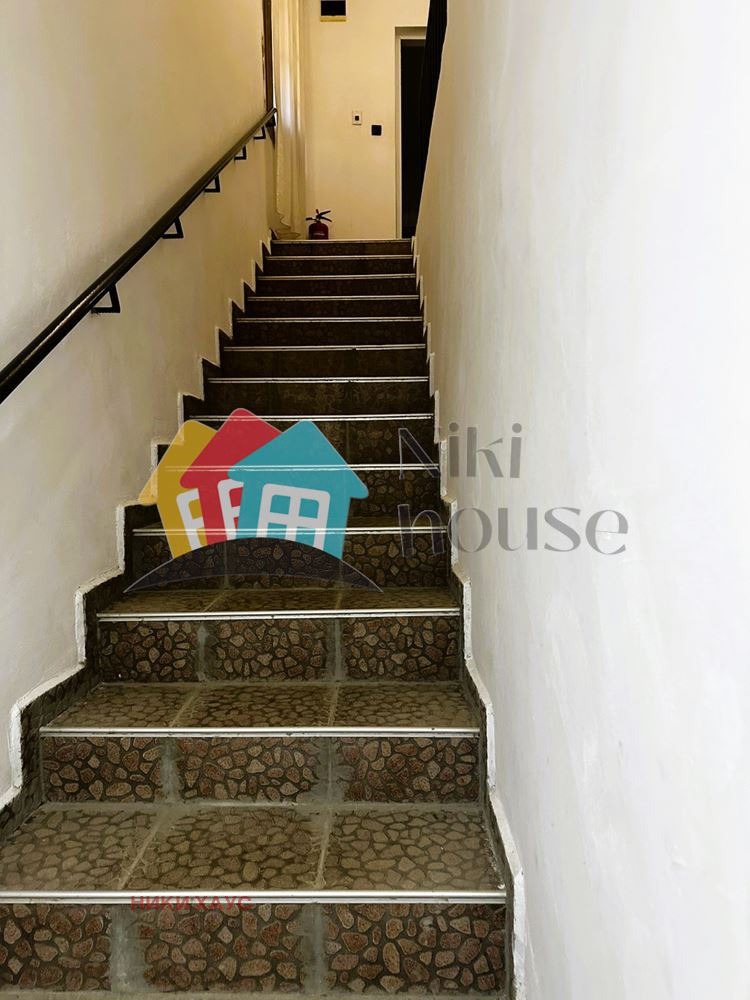 Продава КЪЩА, с. Дебелец, област Варна, снимка 17 - Къщи - 52555089