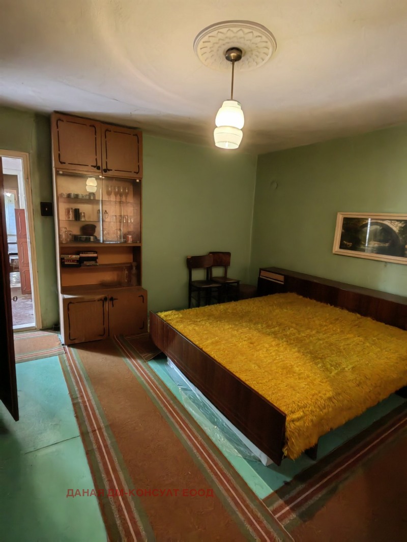 Продава КЪЩА, с. Велино, област Шумен