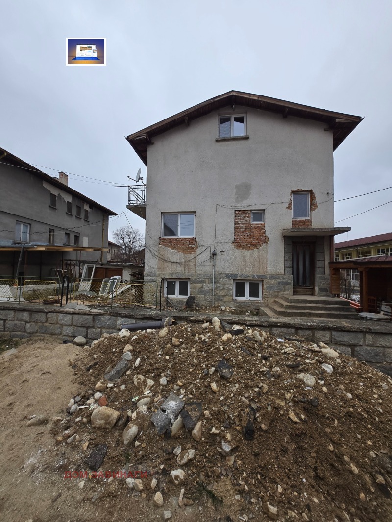 Продава КЪЩА, гр. Самоков, област София област, снимка 2 - Къщи - 53141346